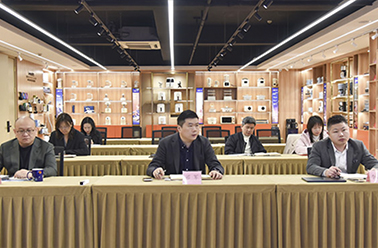 總結謀新 實干擔當——職能部門部門長年終述職